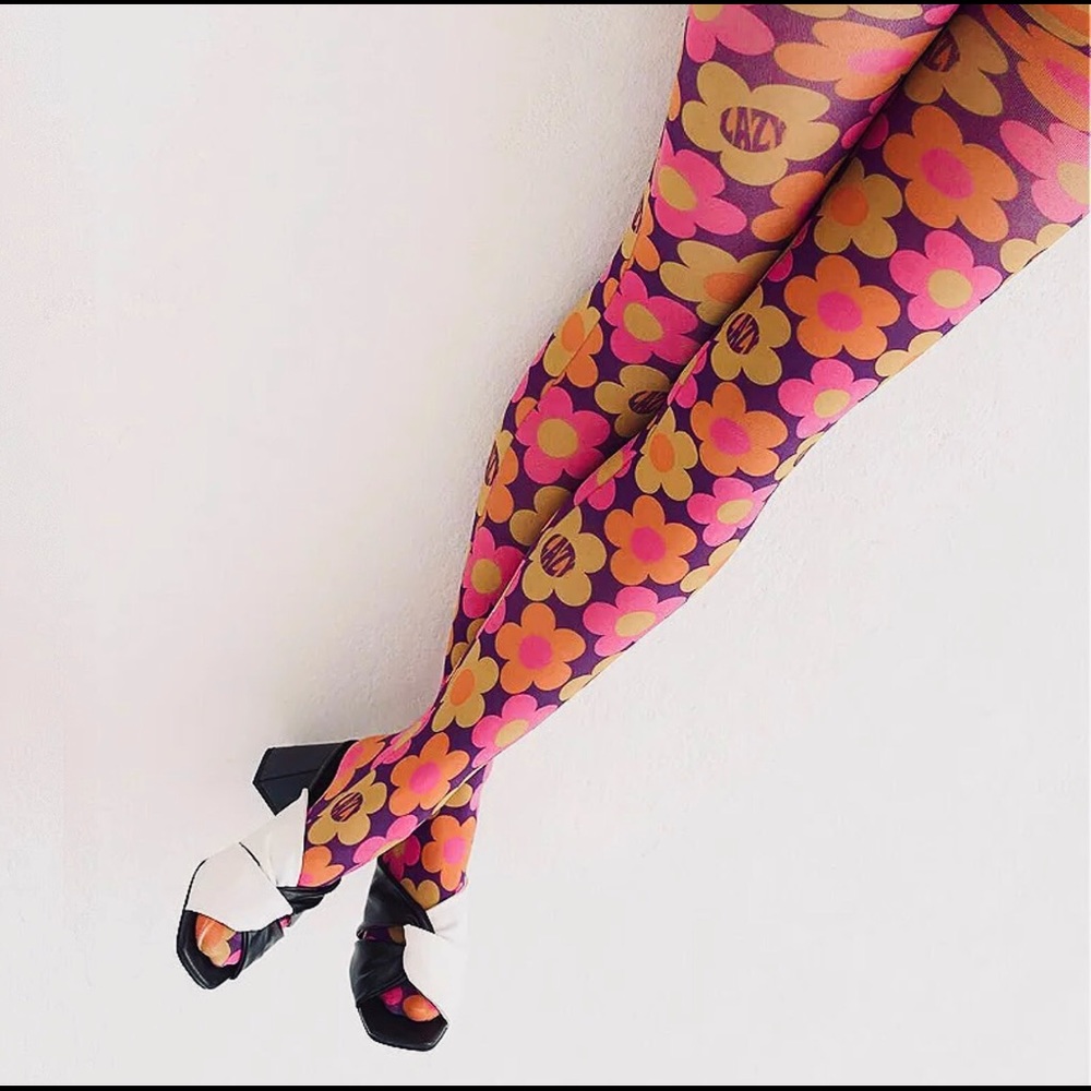 Flower Power - Tights 🌸🌼 - Picture 2 of 4